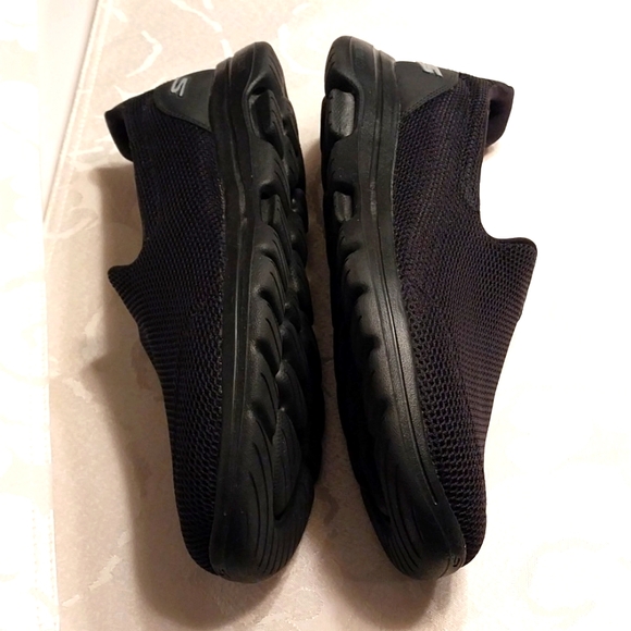 Sketchers Go Walk "Joy" Slip-On's Air Cooled Ultra Women's Size 11 Black NWOT - Picture 10 of 14